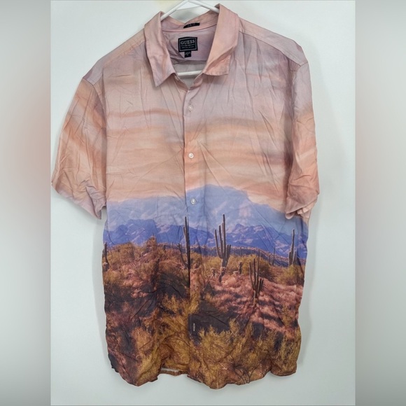 GUESS Cactus Southwest Print Men’s XL Slim Fit Short Sleeve Button Up Shirt NEW - Picture 3 of 4